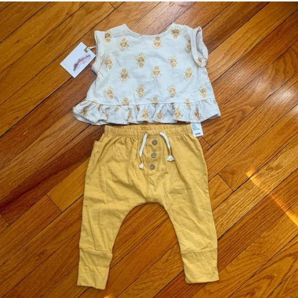 NWT baby Jessica Simpson 2-piece set - Picture 2 of 4
